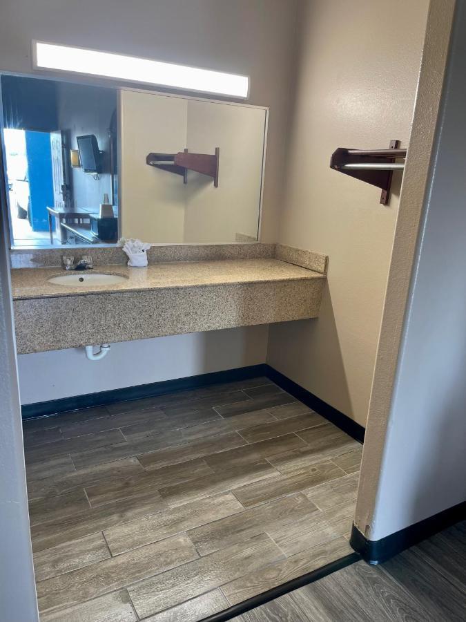Airport Inn & Suites Корпъс Кристи Екстериор снимка